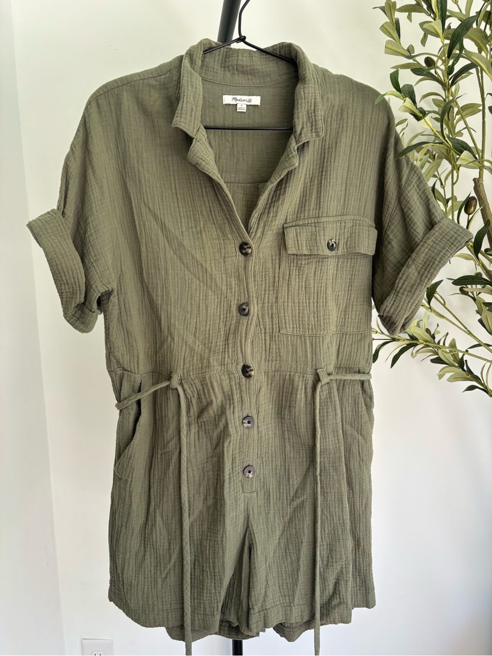 • [Madewell] Romper •